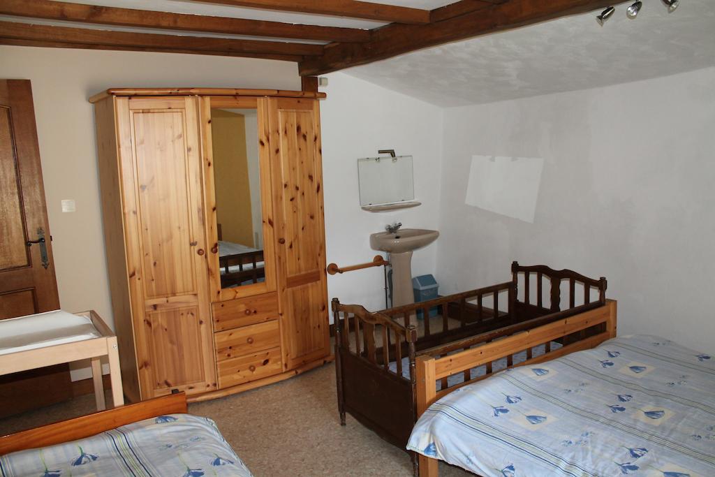 Villa La Metairie Houffalize Zimmer foto